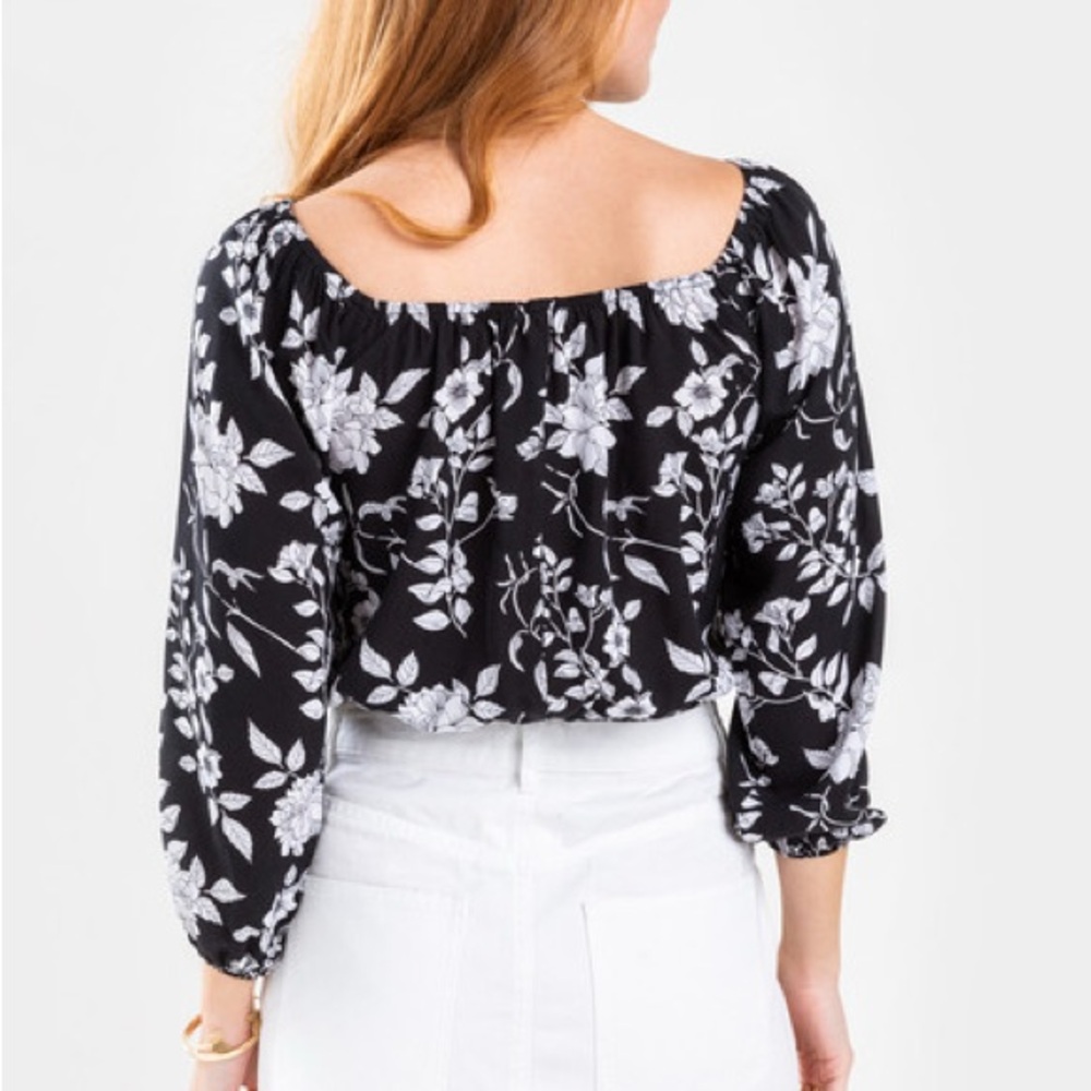 Black & White Floral Cropped Top – Size S